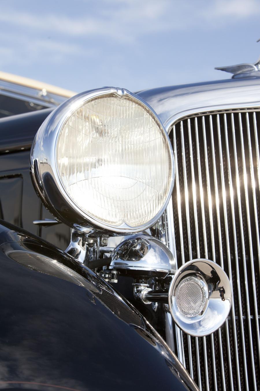  Chrysler Imperial CL Convertible Roadster by LeBaron 1933 года  (фото 9 из 23)